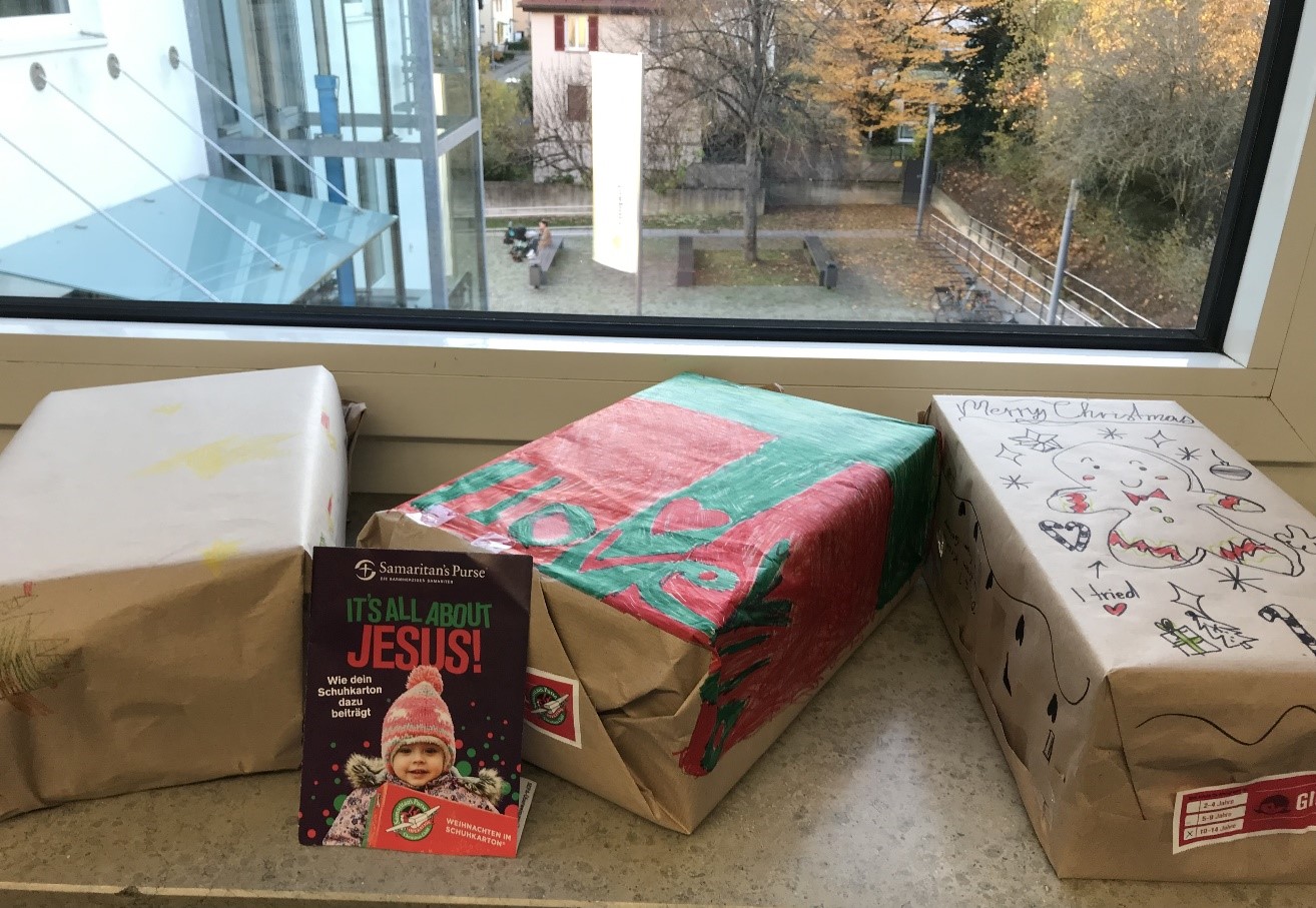 Aktion „Weihnachten im Schuhkarton“